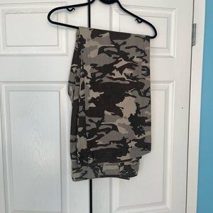 NEVADA Camo Pants